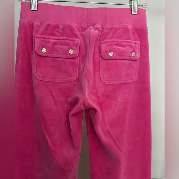 Iconic Juicy Couture velour tracksuit in a stunning pink shade 💕 - Picture 8 of 16